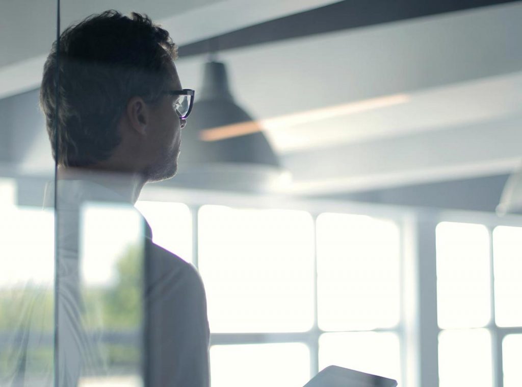 DeNegocio - Arriésgate a construir. Poco a poco, pero por mucho tiempo